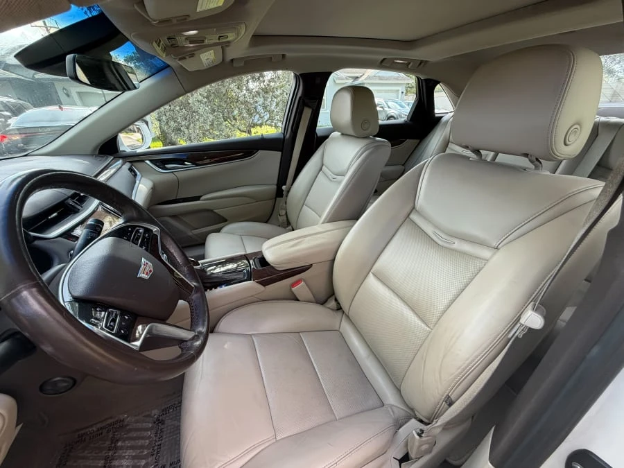 2017 Cadillac XTS - Image 12 of 28