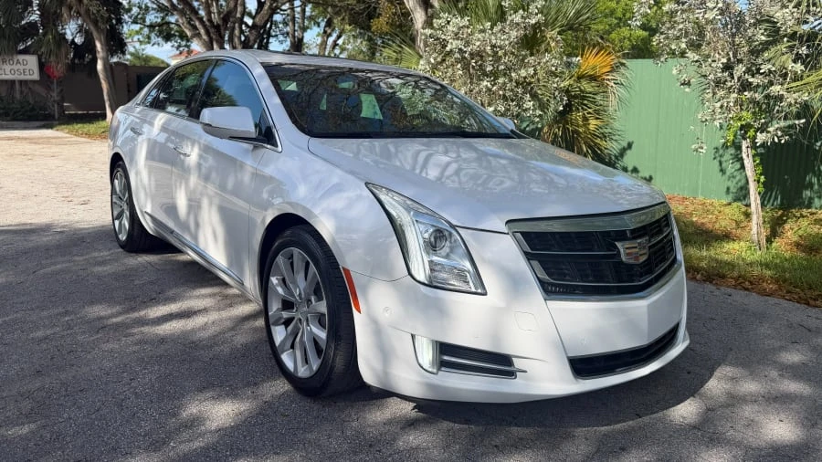 2017 Cadillac XTS - Image 8 of 28