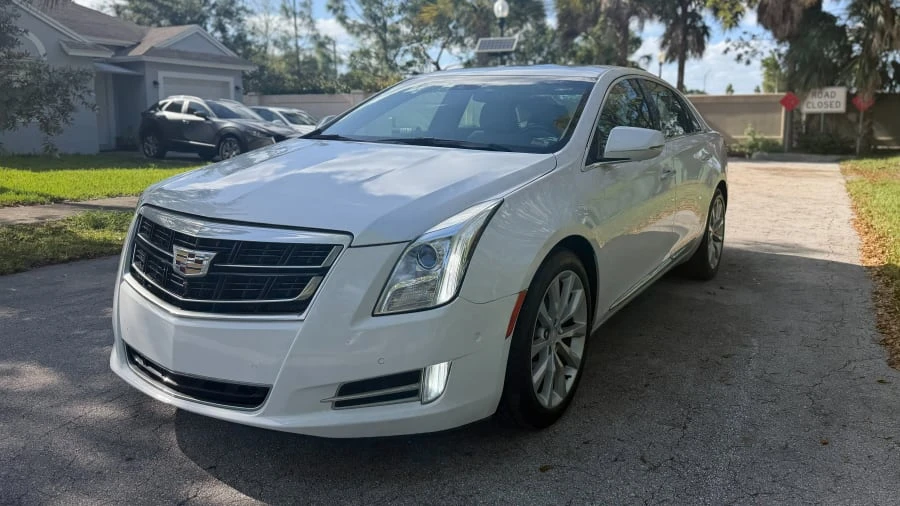 2017 Cadillac XTS - Image 9 of 28