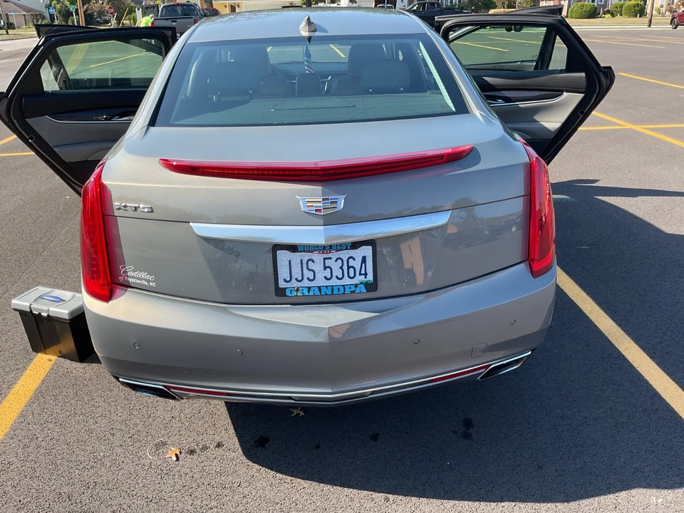 2017 Cadillac XTS - Image 10 of 21