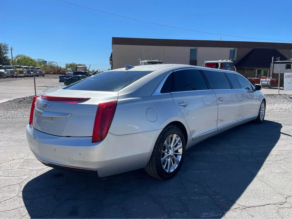 2017 Cadillac XTS - Image 4 of 10