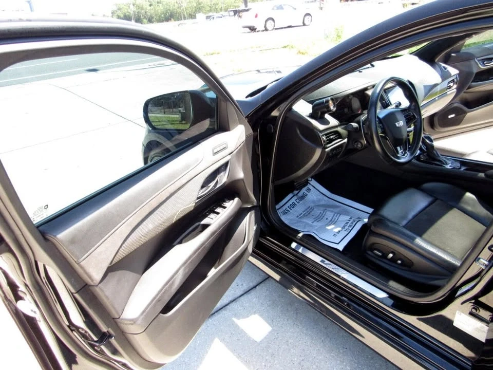 2017 Cadillac ATS-V - Image 10 of 20