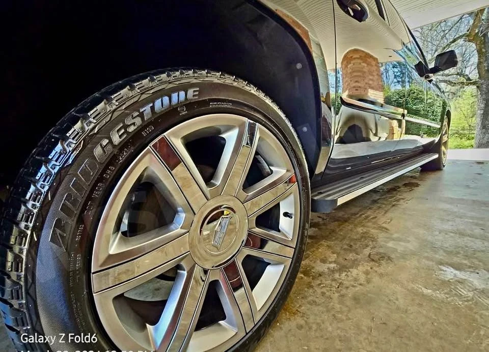 2017 Cadillac Escalade 4th Gen - Image 9 of 20