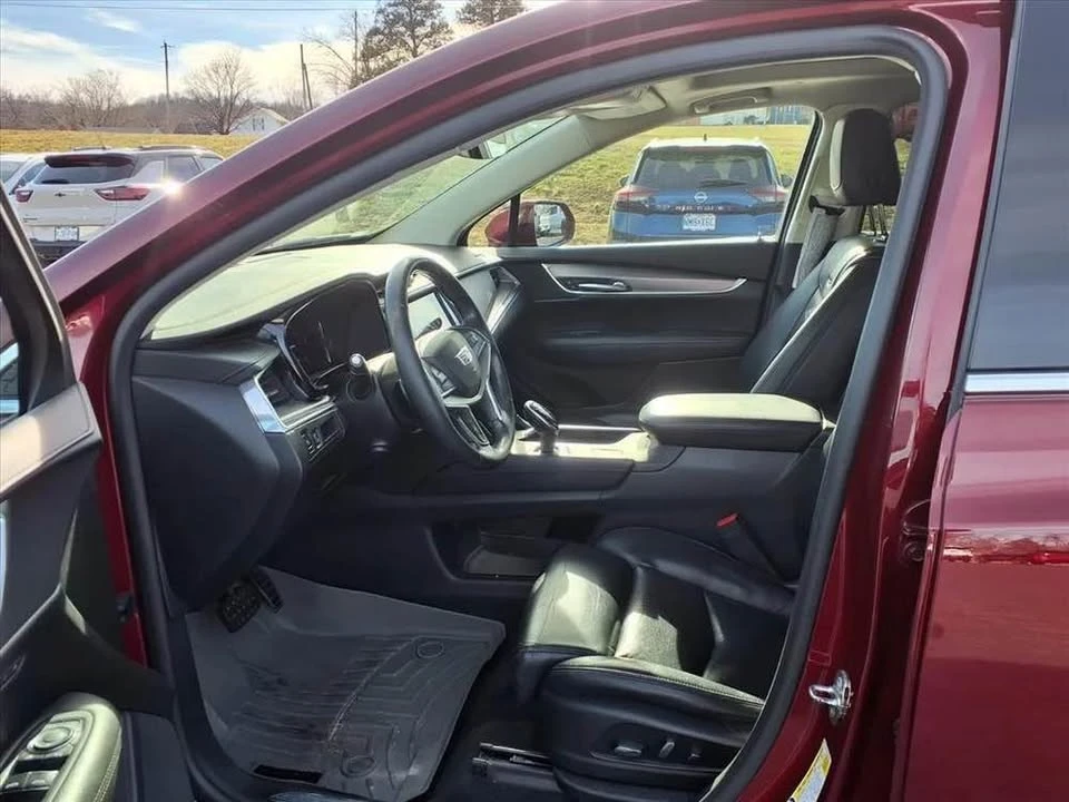2017 Cadillac XTS - Image 5 of 10