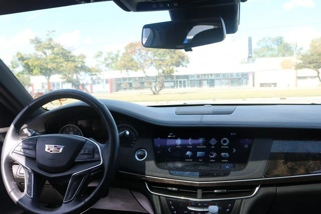 2017 Cadillac CT6 - Image 12 of 18