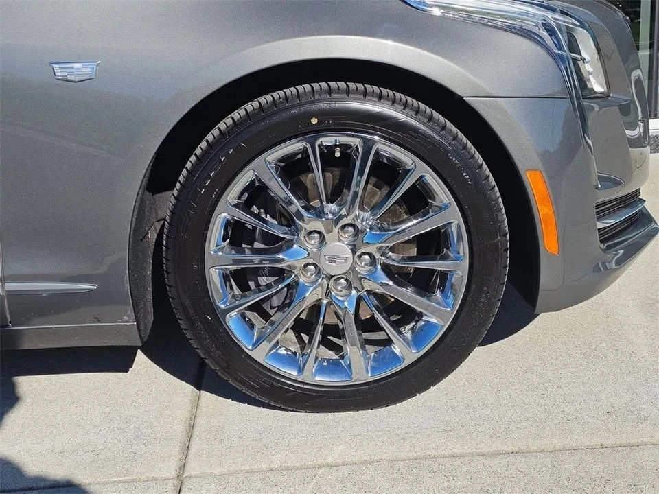 2017 Cadillac CT6 - Image 9 of 20