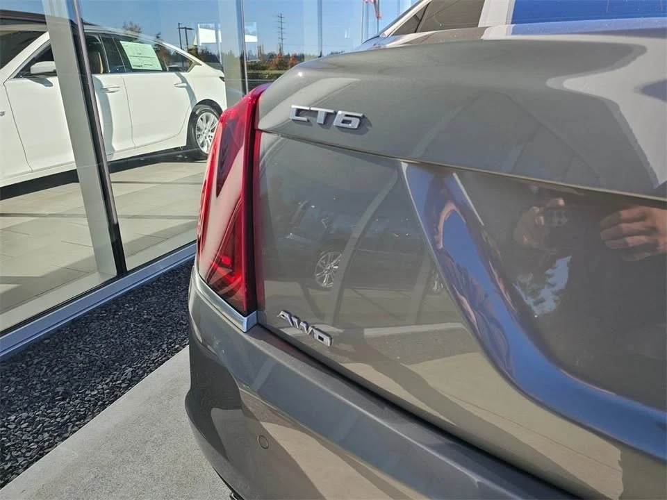 2017 Cadillac CT6 - Image 15 of 20