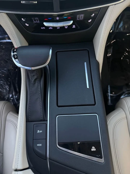 2017 Cadillac CT6 - Image 14 of 15