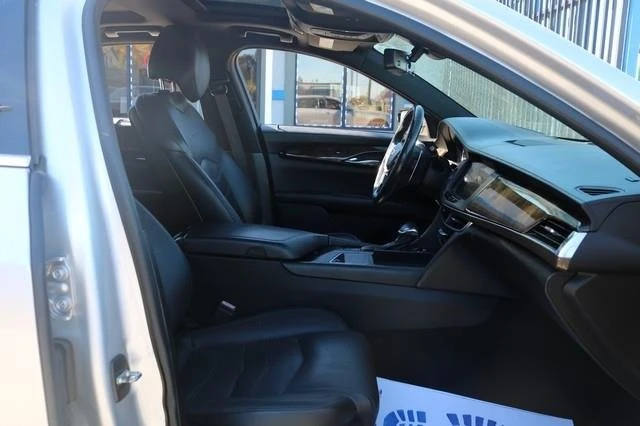2017 Cadillac CT6 - Image 10 of 17