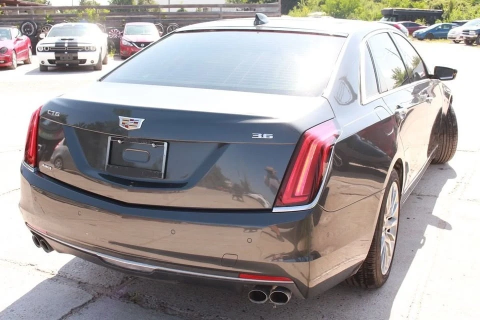 2017 Cadillac CT6 - Image 5 of 11