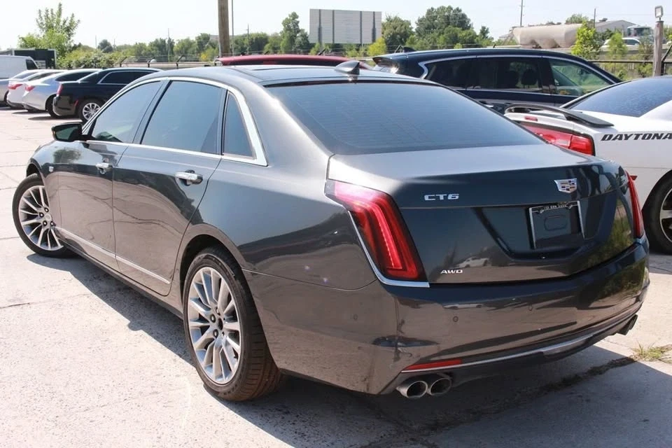 2017 Cadillac CT6 - Image 7 of 11