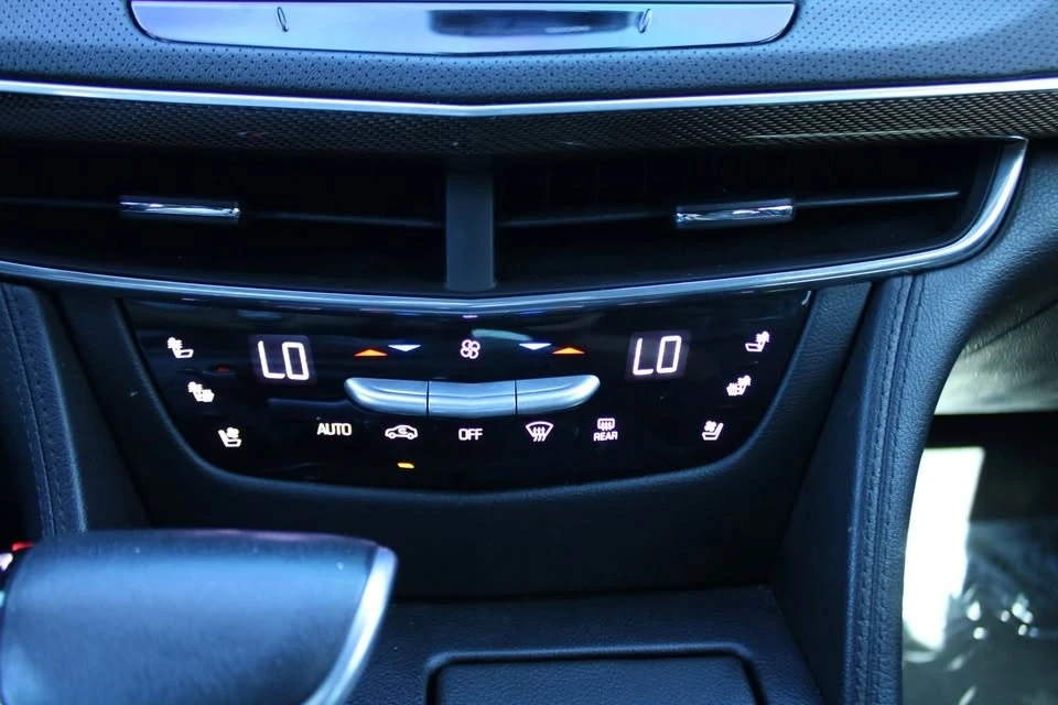 2017 Cadillac CT6 - Image 13 of 20