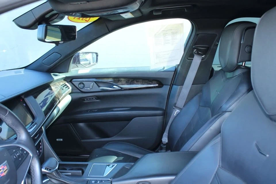 2017 Cadillac CT6 - Image 18 of 20