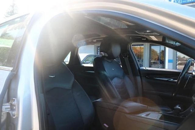 2017 Cadillac CT6 - Image 12 of 17