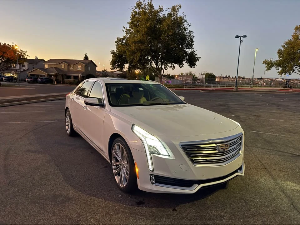 2017 Cadillac CT6 - Image 2 of 16