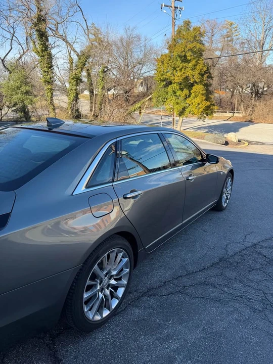 2017 Cadillac CT6 - Image 6 of 10