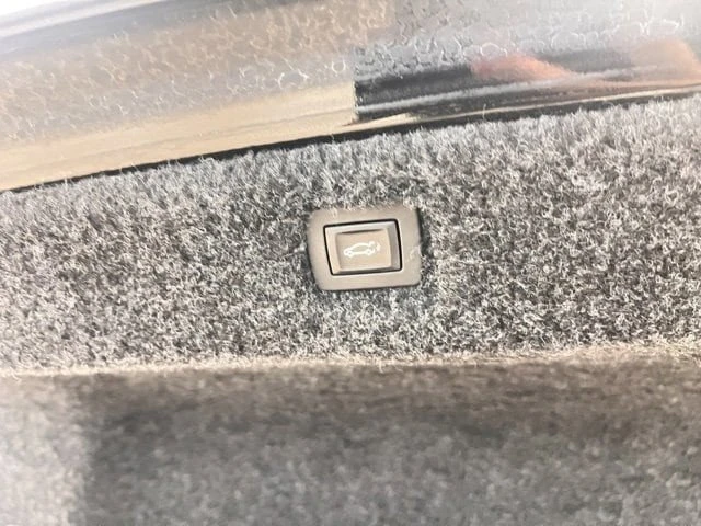 2017 Cadillac CT6 - Image 3 of 16