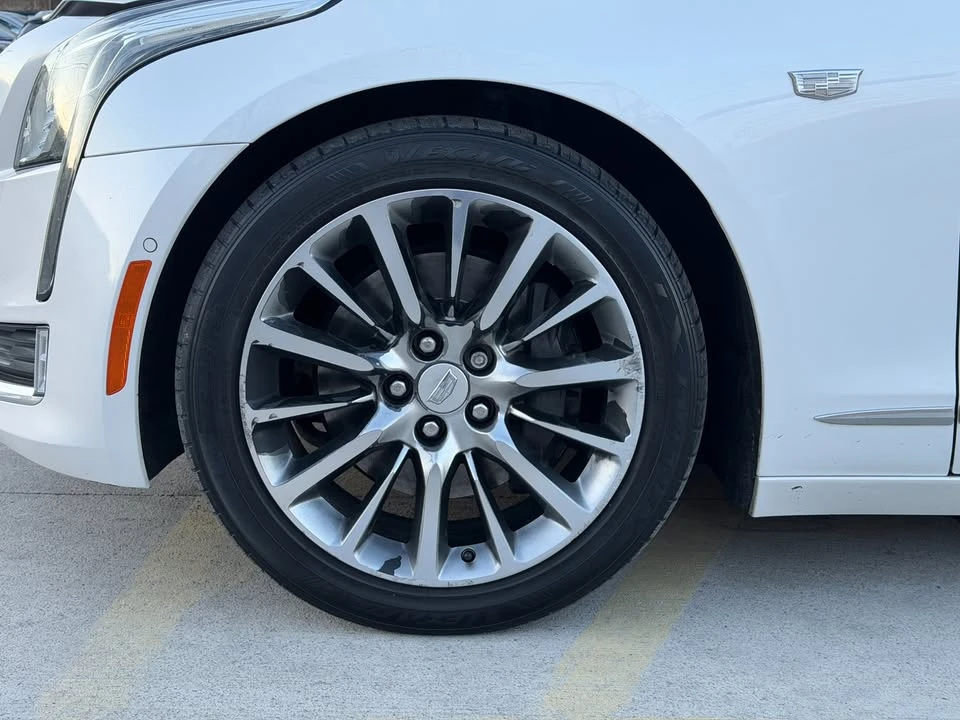 2017 Cadillac CT6 - Image 18 of 20