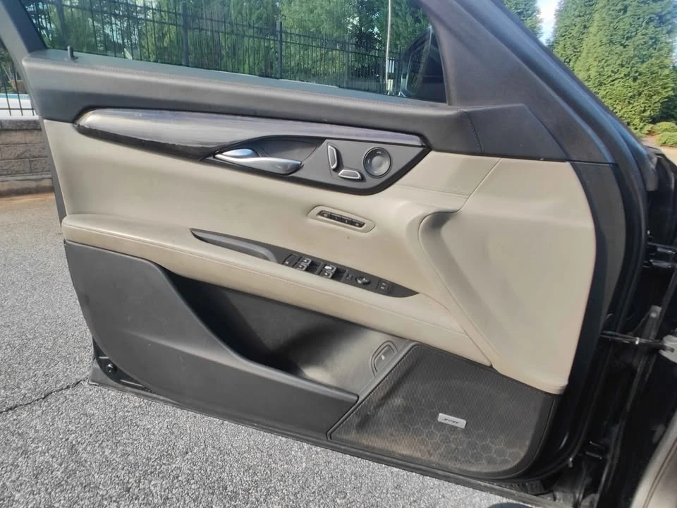 2017 Cadillac CT6 - Image 15 of 17