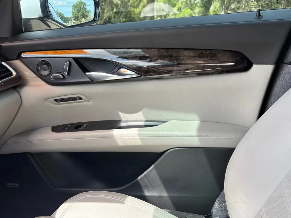 2017 Cadillac CT6 - Image 9 of 11
