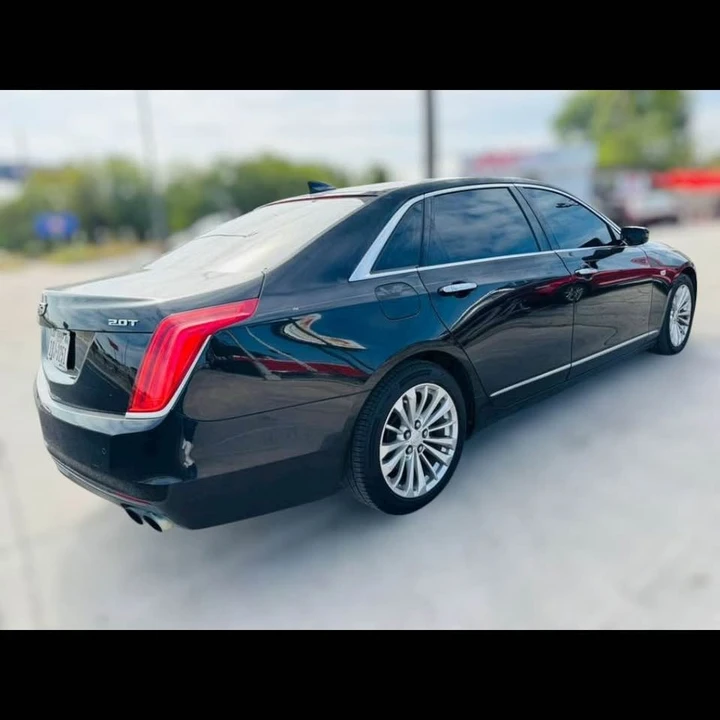 2017 Cadillac CT6 - Image 4 of 9