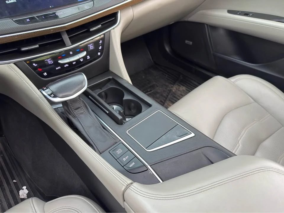 2017 Cadillac CT6 - Image 15 of 18