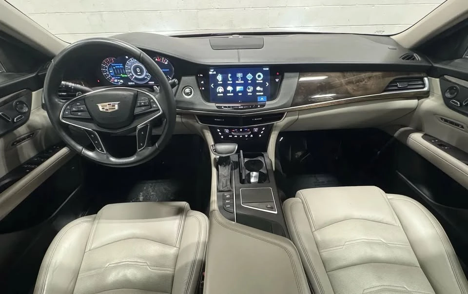 2017 Cadillac CT6 - Image 18 of 20