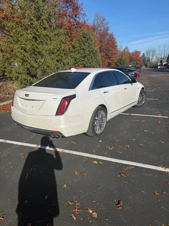2017 Cadillac CT6 - Image 4 of 10