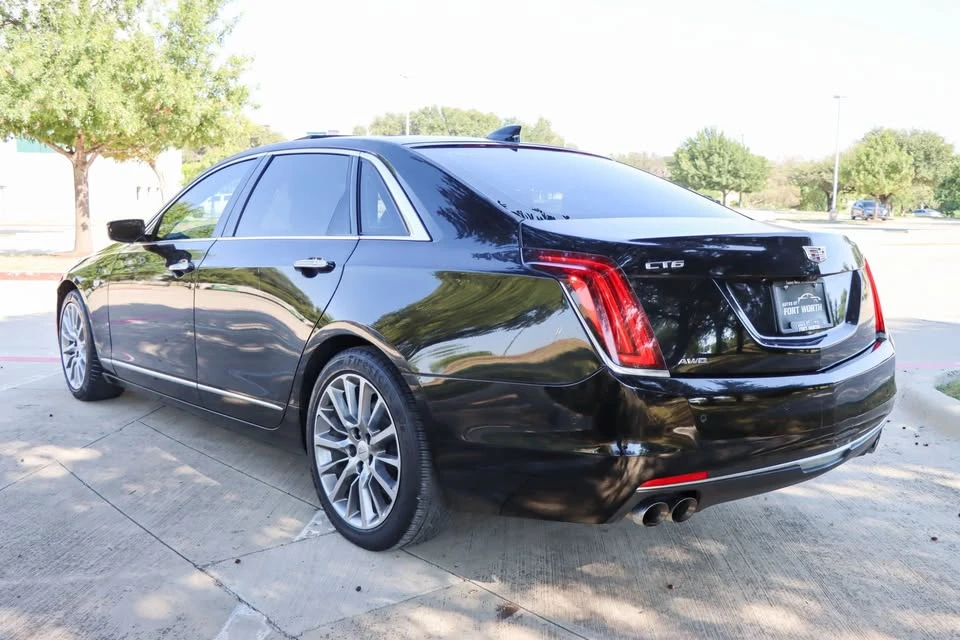 2017 Cadillac CT6 - Image 2 of 16