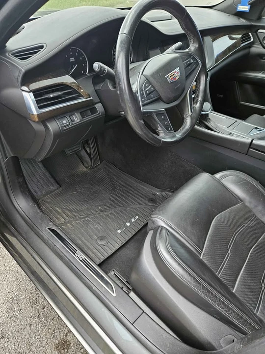 2017 Cadillac CT6 - Image 13 of 20
