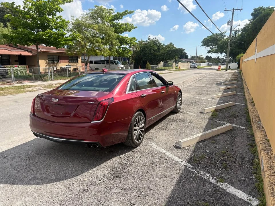2017 Cadillac CT6 - Image 6 of 10