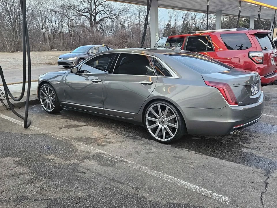 2017 Cadillac CT6 - Image 2 of 20