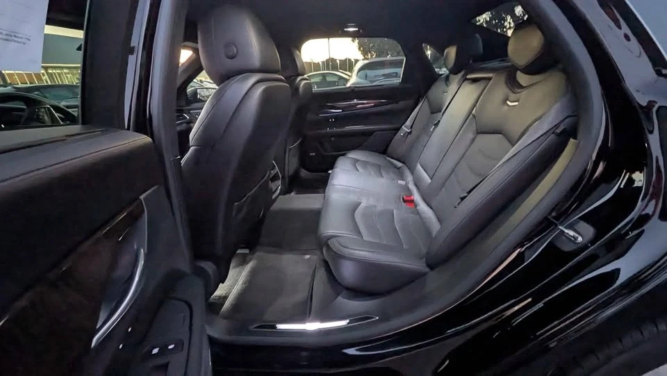 2017 Cadillac CT6 - Image 5 of 9
