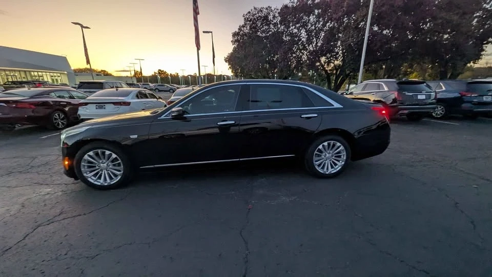 2017 Cadillac CT6 - Image 4 of 9