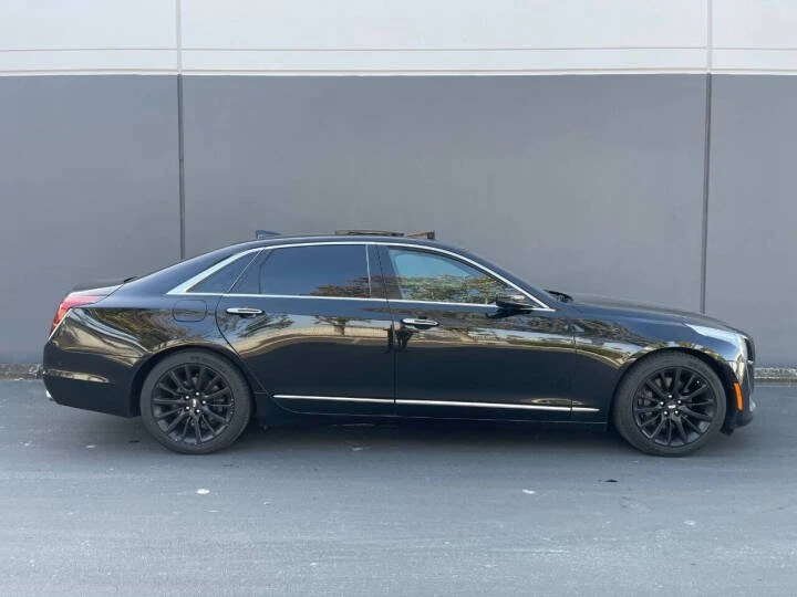 2017 Cadillac CT6 - Image 8 of 17