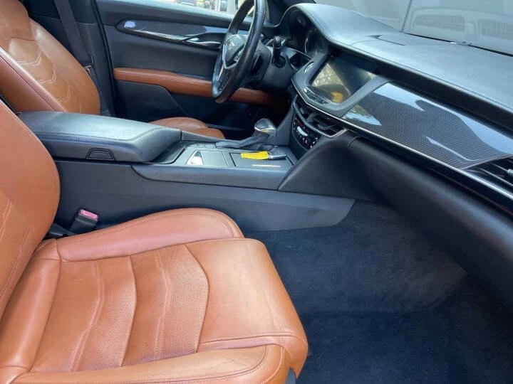 2017 Cadillac CT6 - Image 13 of 17