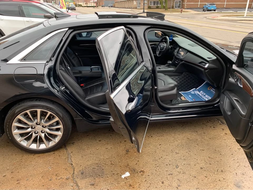 2017 Cadillac CT6 - Image 6 of 9