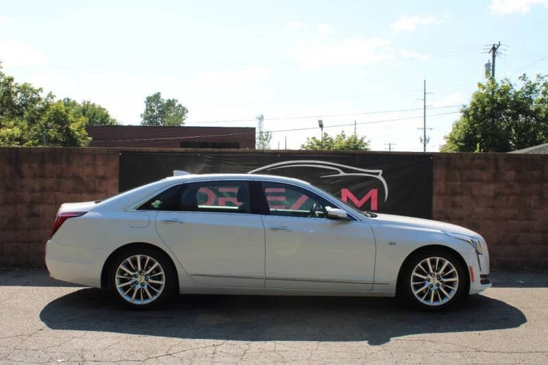 2017 Cadillac CT6 - Image 10 of 18