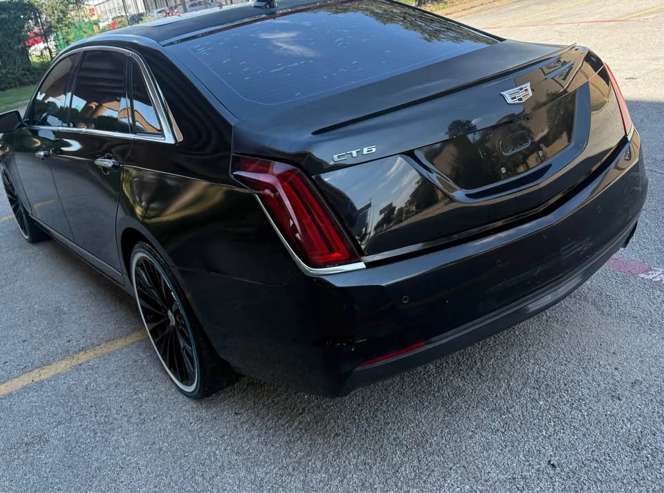 2017 Cadillac CT6 - Image 12 of 15