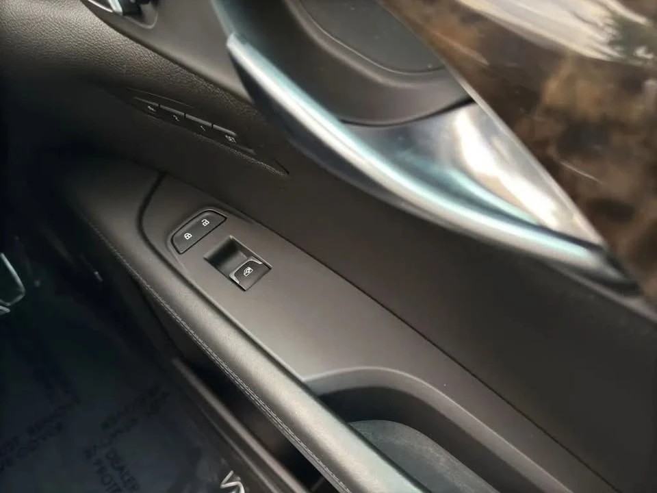 2017 Cadillac CT6 - Image 13 of 20