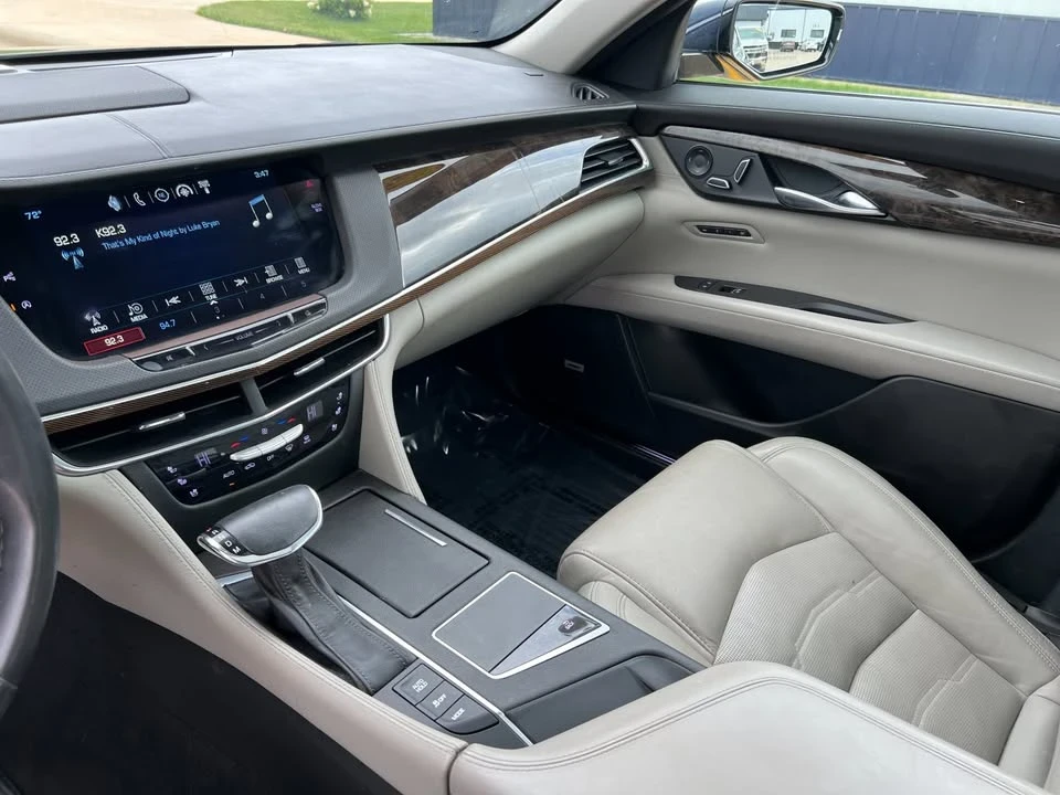 2017 Cadillac CT6 - Image 13 of 14