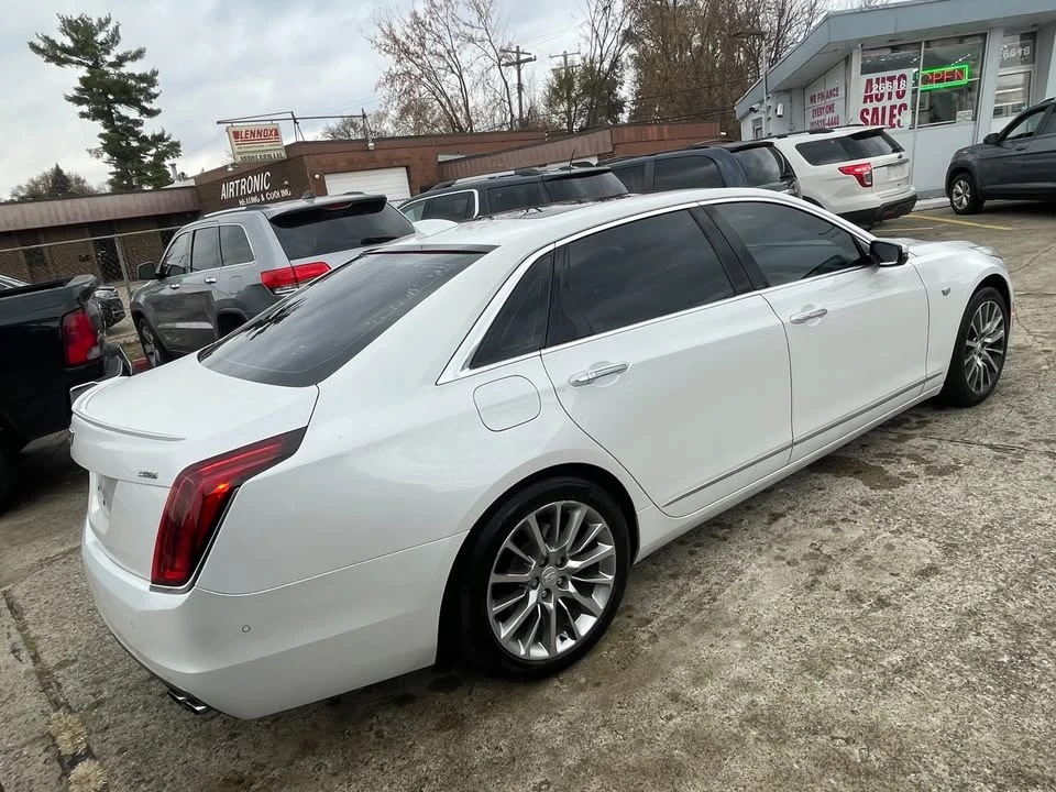 2017 Cadillac CT6 - Image 4 of 11