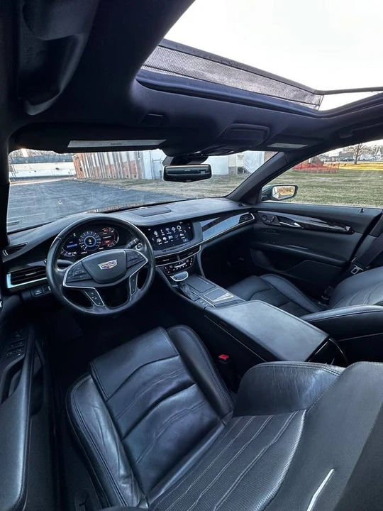 2017 Cadillac CT6 - Image 8 of 12