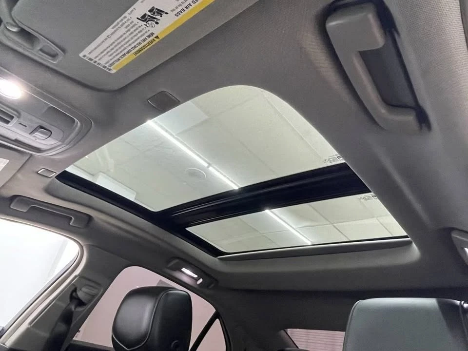 2017 Cadillac CTS 3rd Gen - Image 17 of 19