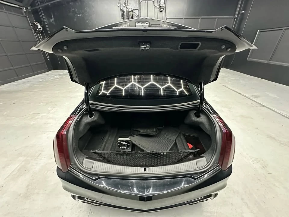 2017 Cadillac CTS-V 3rd Gen - Image 17 of 19