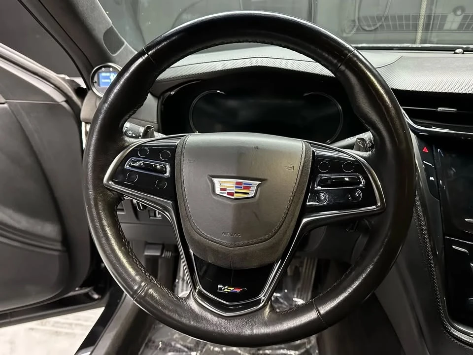 2017 Cadillac CTS-V 3rd Gen - Image 15 of 19
