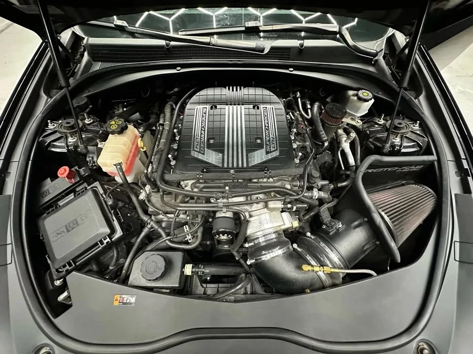 2017 Cadillac CTS-V 3rd Gen - Image 18 of 19