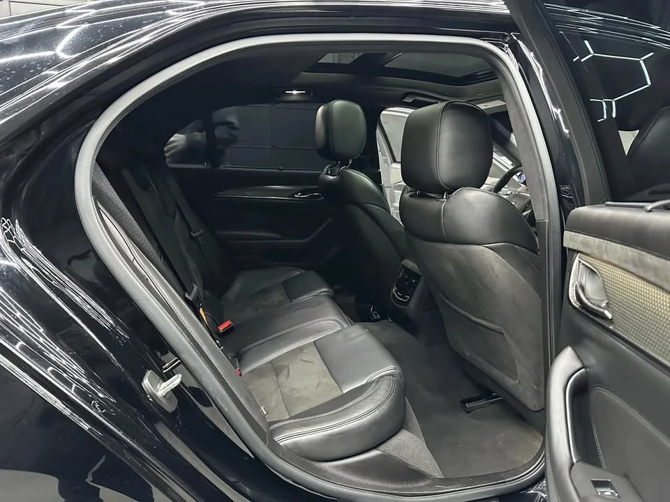2017 Cadillac CTS-V 3rd Gen - Image 14 of 19