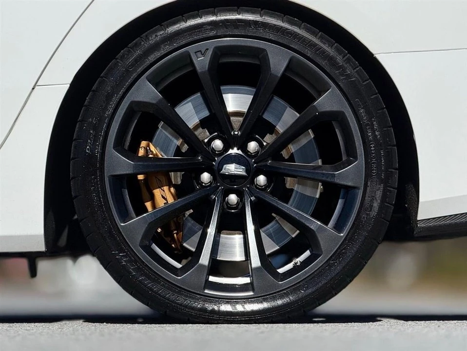 2017 Cadillac CTS-V 3rd Gen - Image 18 of 20