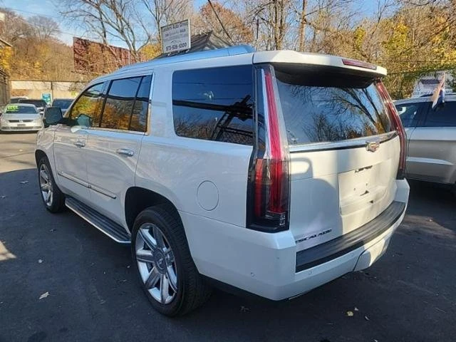 2017 Cadillac Escalade 4th Gen - Image 5 of 8